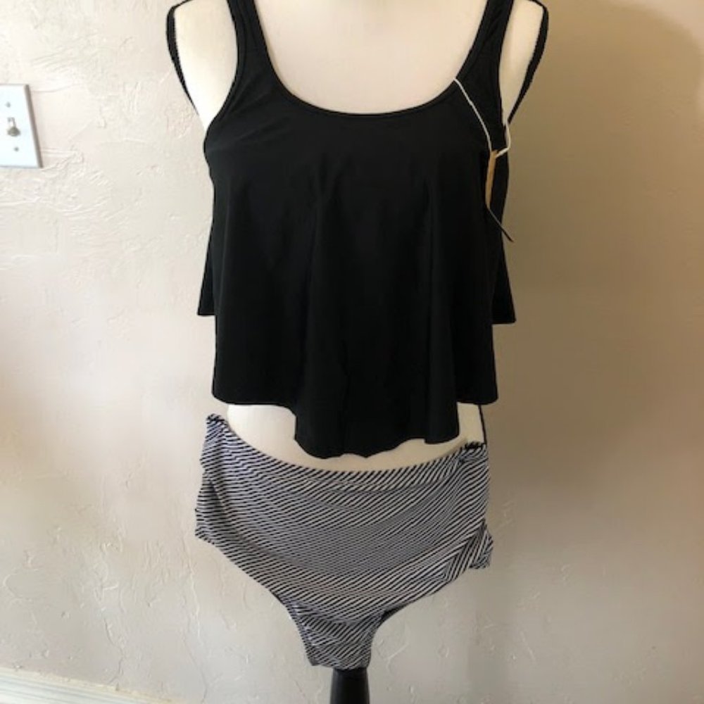 Women's black and white bikini